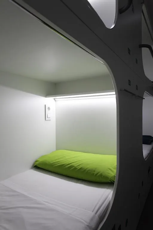 Dream Cube Hostel Barcelona