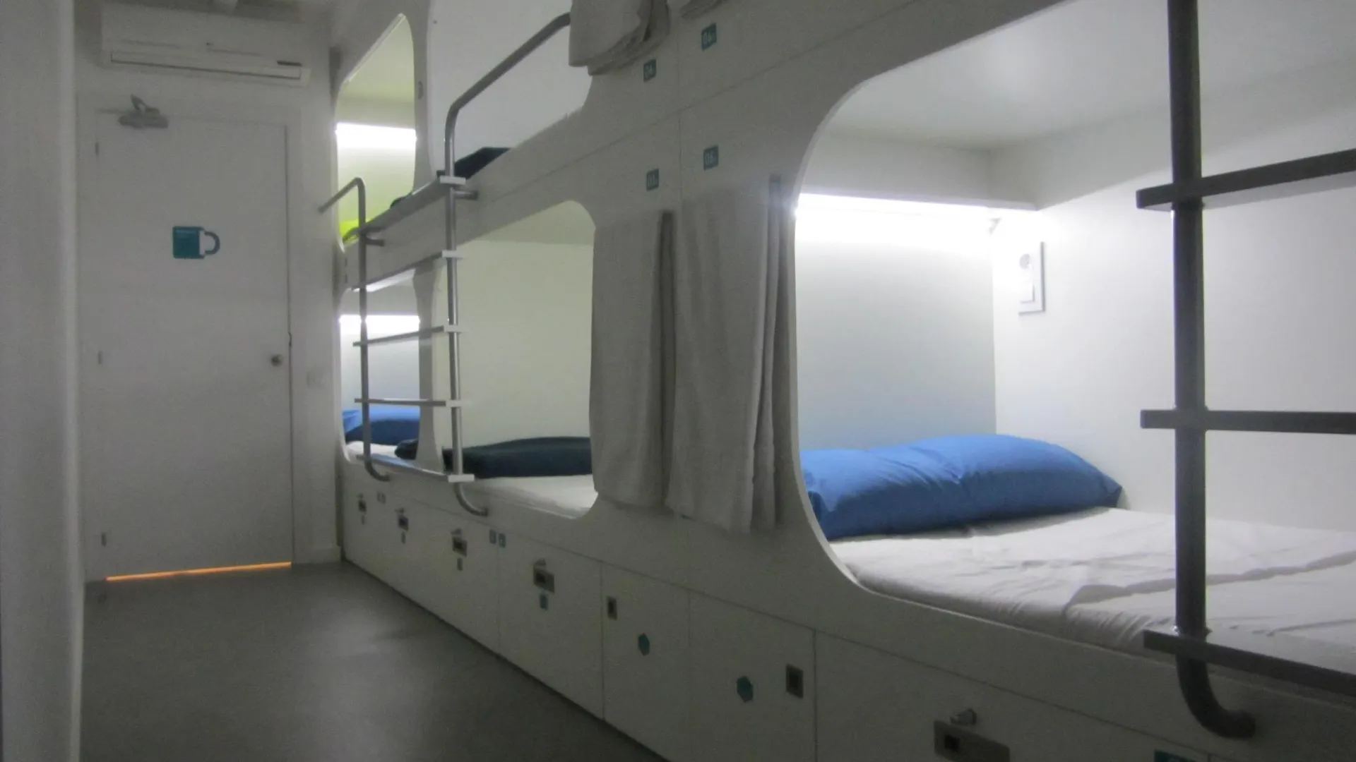 Dream Cube Hostel Barcelona