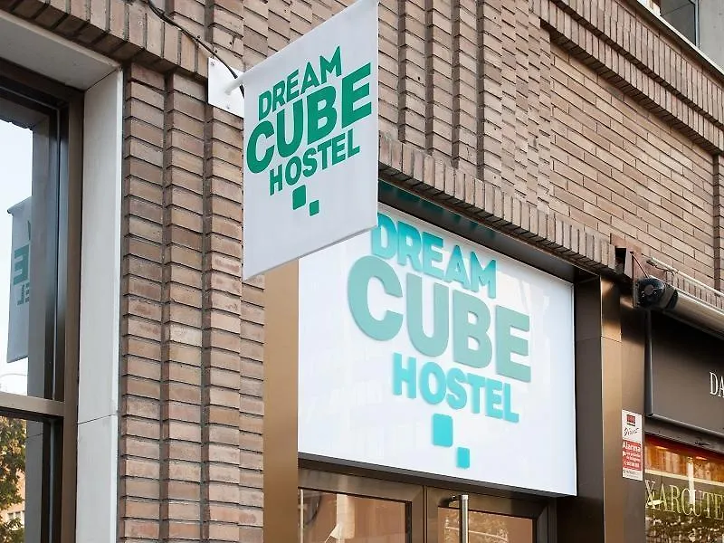 Dream Cube Hostel Barcelona Spanje